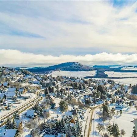 Apartment Centre Station Avec Parking Prive Super Besse