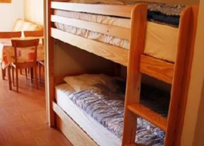 Appartement Avec Parking Privé à - Fr-1-814-116