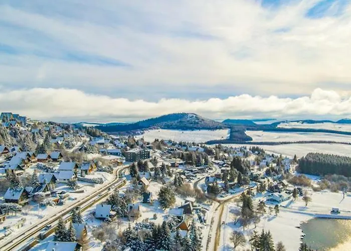 Appartement Avec Parking Privé à - Fr-1-814-116 Super-Besse